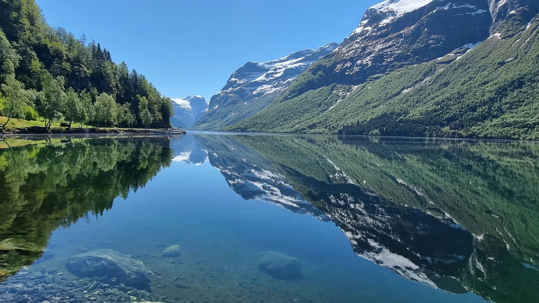 Still mountain lake